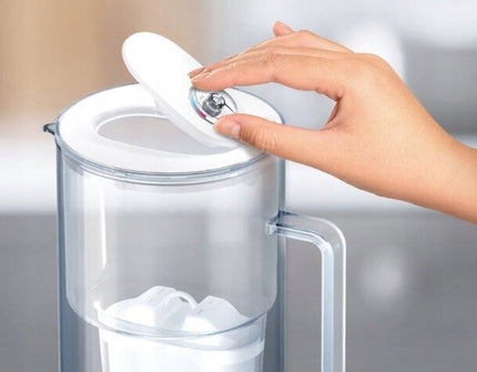 Stiklinis vandens filtravimo ąsotis Aquaphor Glass, 2,5l,  su 4 vnt vandens filtro kasečių (1Mg+3H), baltas