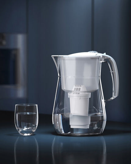 Vandens filtravimo ąsotis Aquaphor Provence, 4,2l, juodas, su 3 vnt A5 filtrų