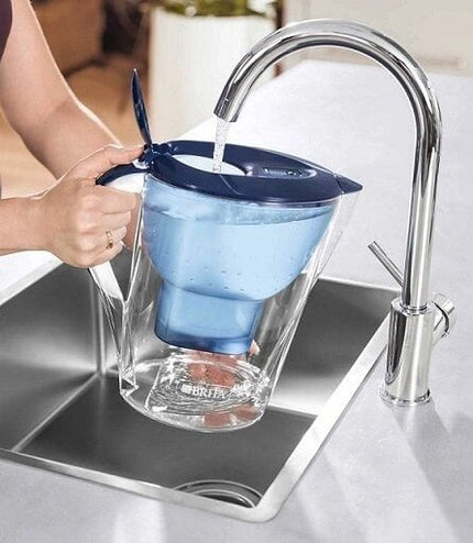 Vandens filtravimo ąsotis Brita Marella, 2.4l, juodas, su 1 vnt Maxtra+ vandens filtru