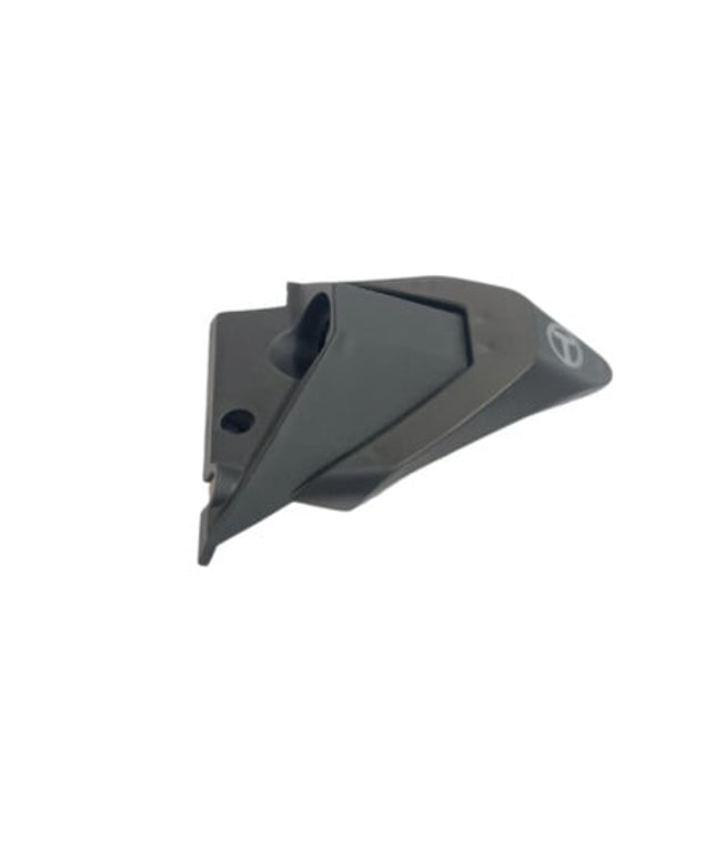 Plastikinis dangtelis korpusui priekis kairė / galas dešinė Teverun Fighter 11 / 11+