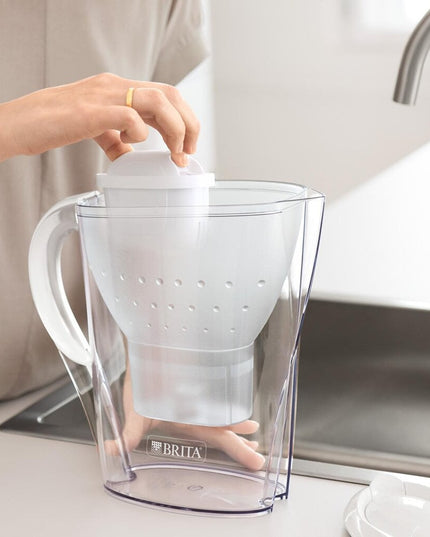 Vandens filtravimo ąsotis Brita Marella Pro, 2.4L, mėlynas, su 1 vnt Maxtra Pro vandens filtru
